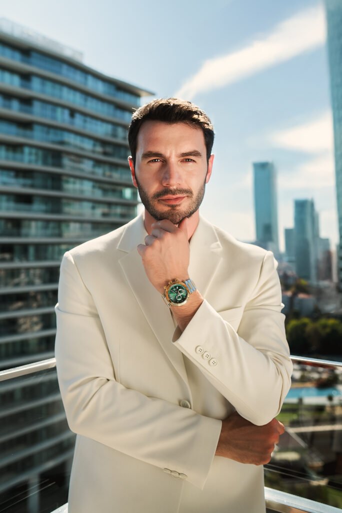 Saat&Saat X İsmail Ege Şaşmaz